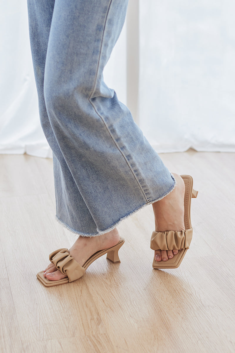 Wynter Ruching Heels in Nude – Sunday Staples