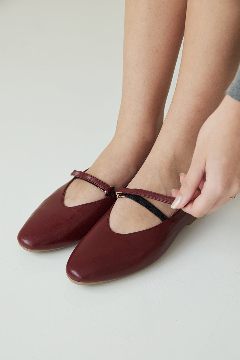 Allegro Calf Leather Maryjane Flats in Wine