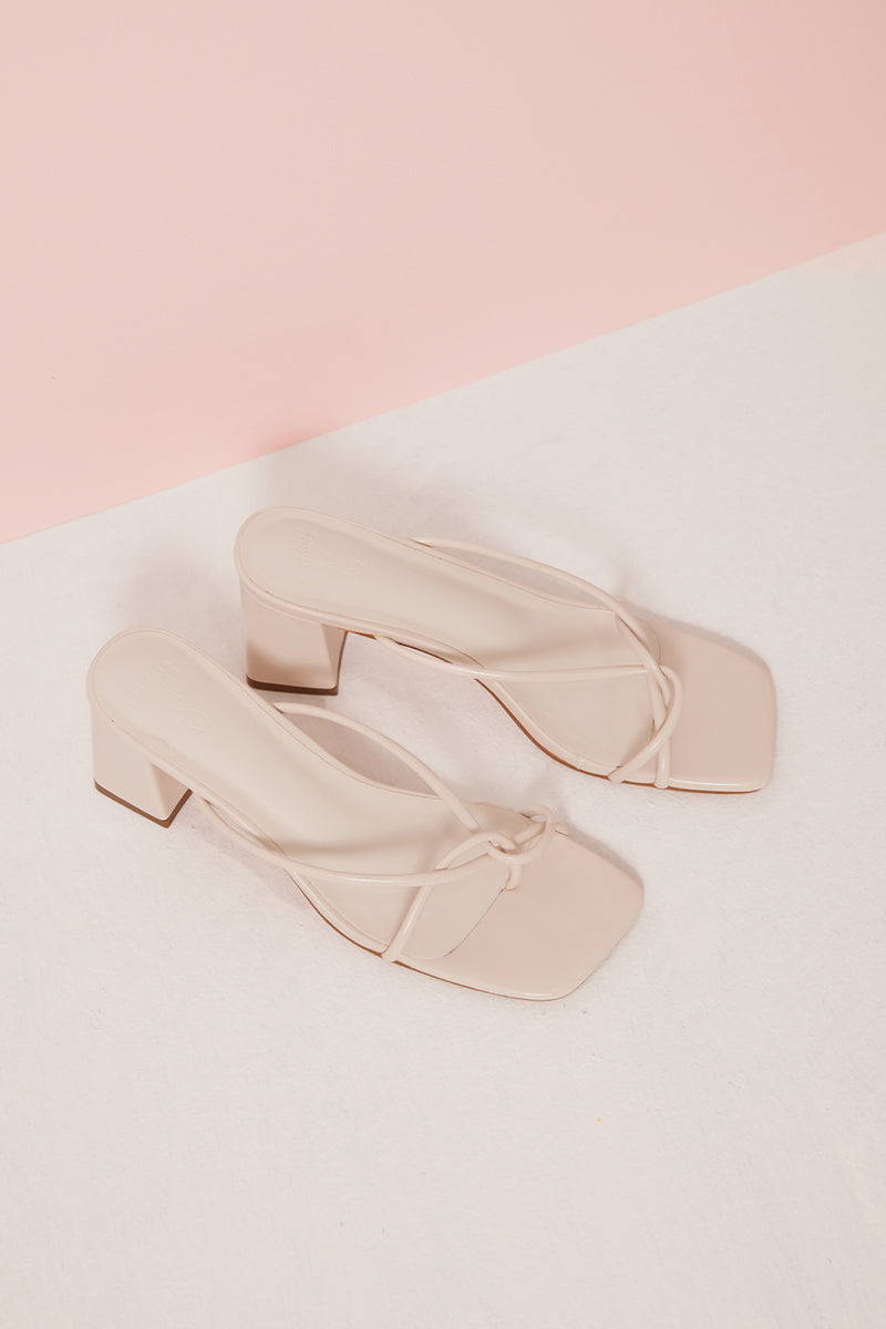 Aby Strappy Heels in Chalk