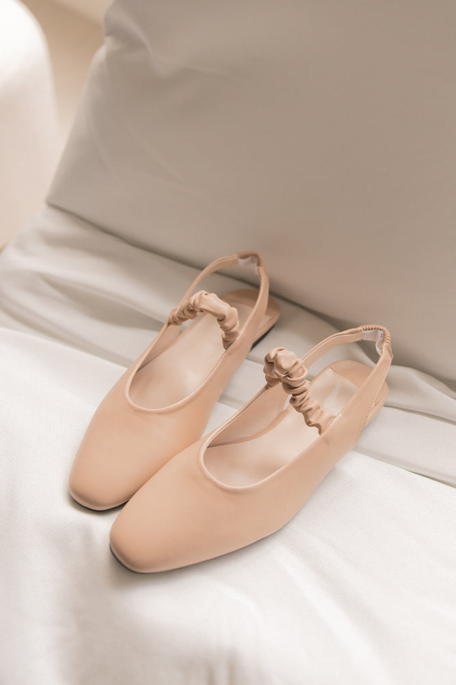 Alaia Ruching Flats in Nude