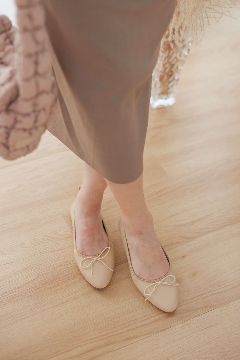 Almond Toe Ballet Flats in Nude