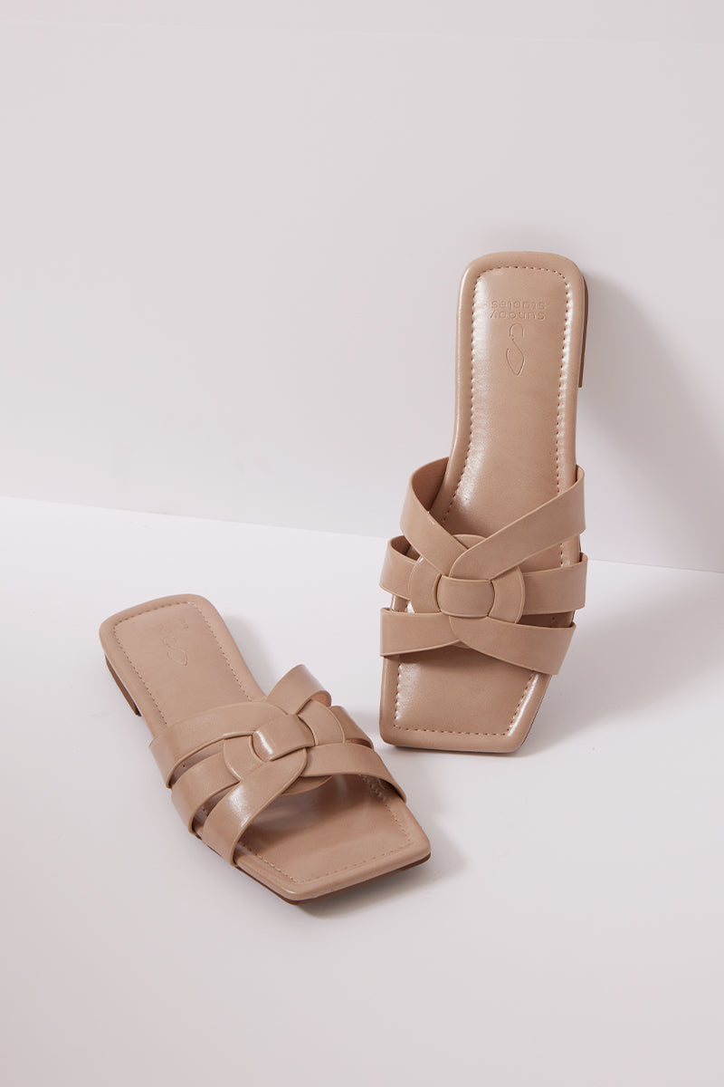 Billie Interlocking Sliders in Beige Sunday Staples