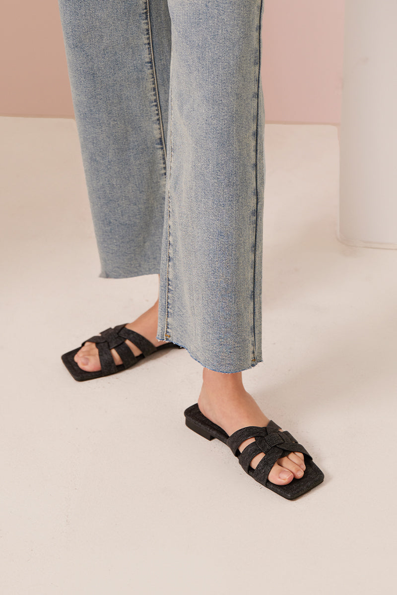 Billie Interlocking Sliders in Black Denim