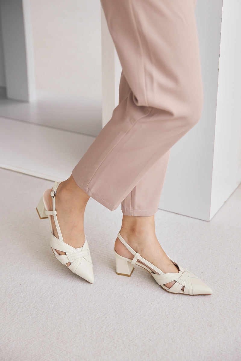 Bowie Interlocking Heels in Cream