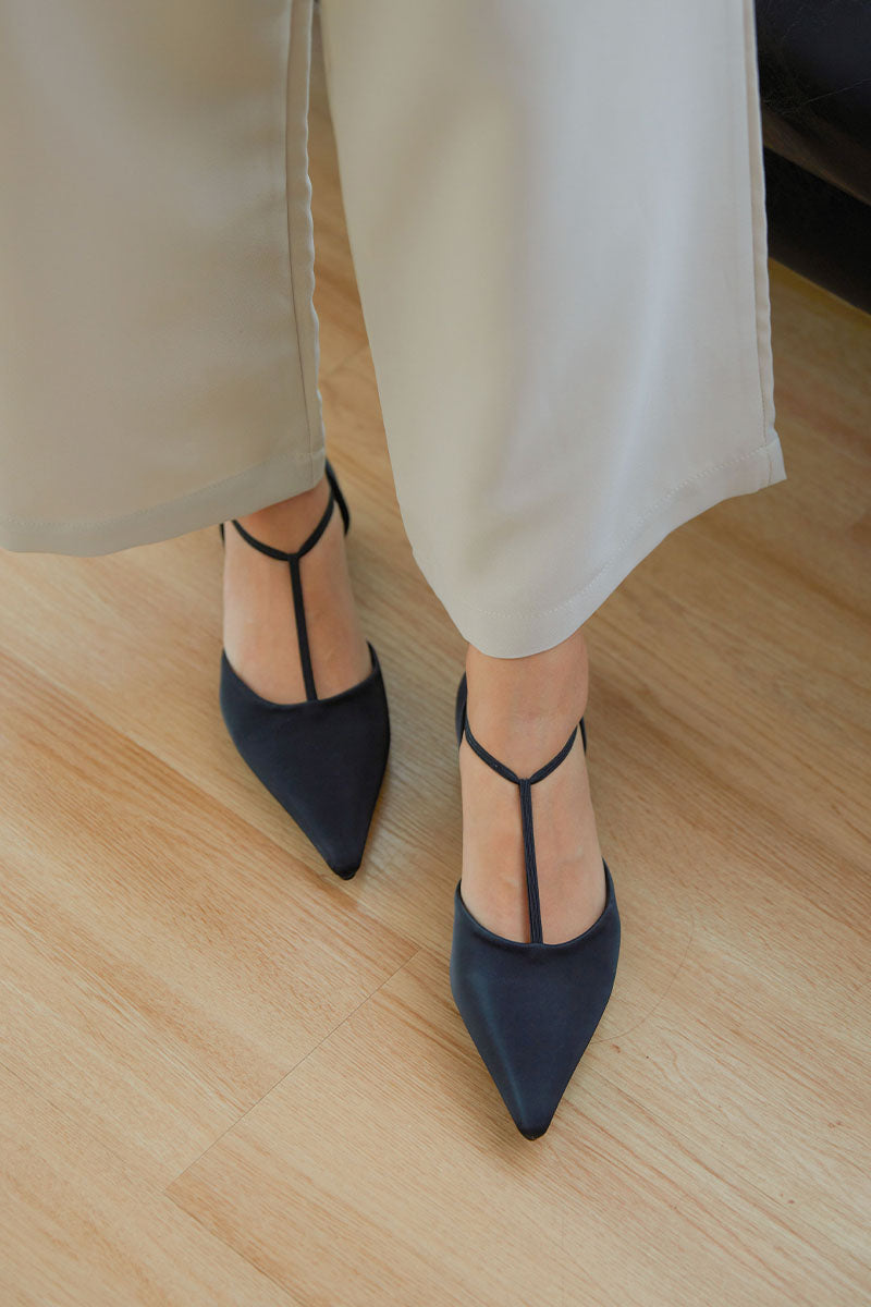 Briggy T-strap Flats in Satin Black