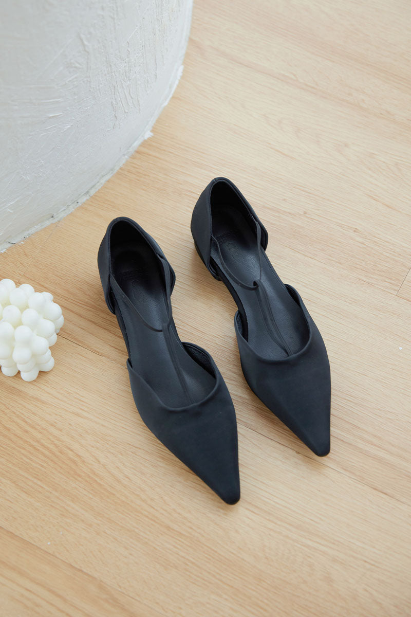 Briggy T-strap Flats in Satin Black