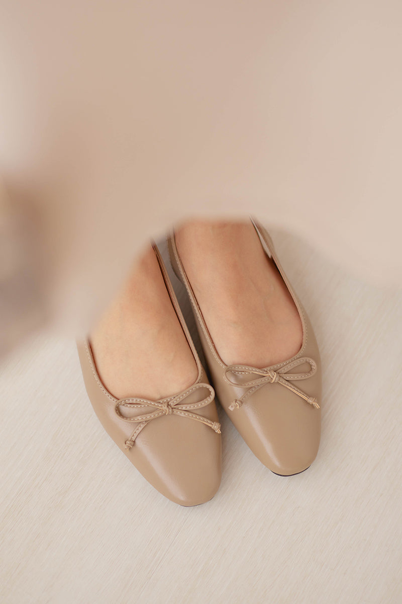 Brigitta Ballet Slingback Flats in Taupe