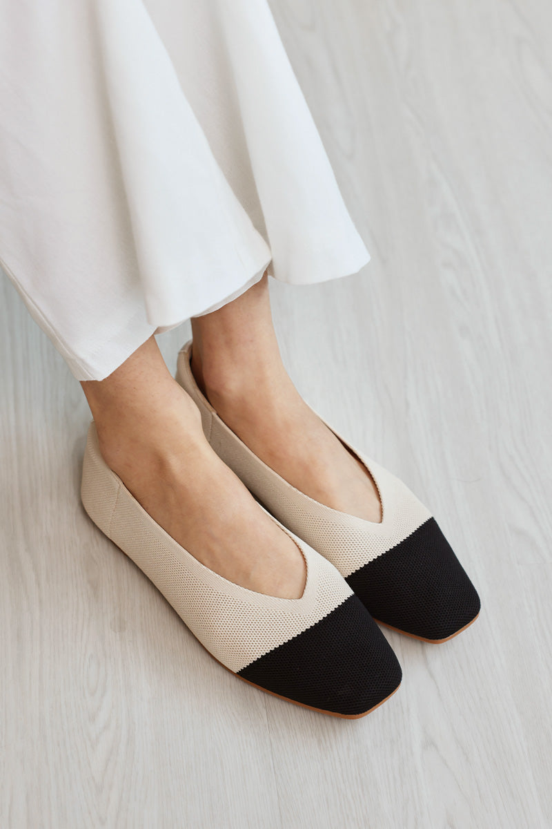 Coco Cloud Flyknit Flats in Cream
