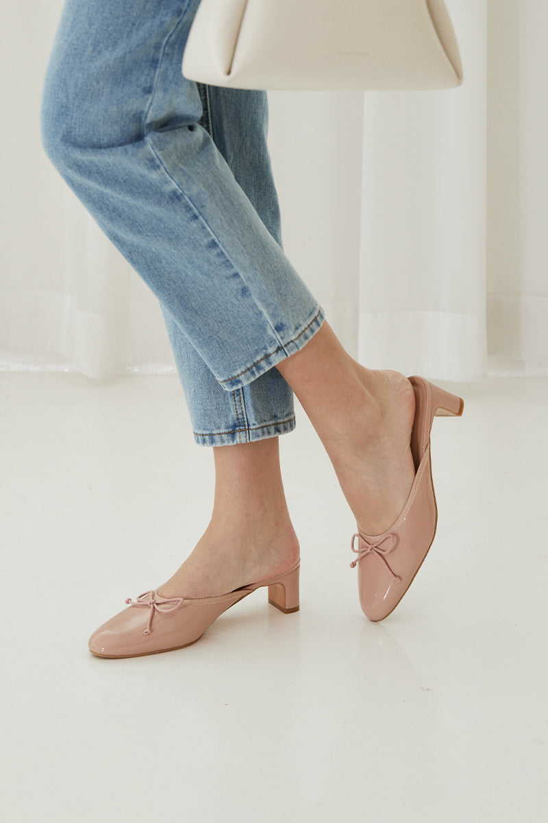 Colette Ballet Slip-on Mules in Ballet Pink