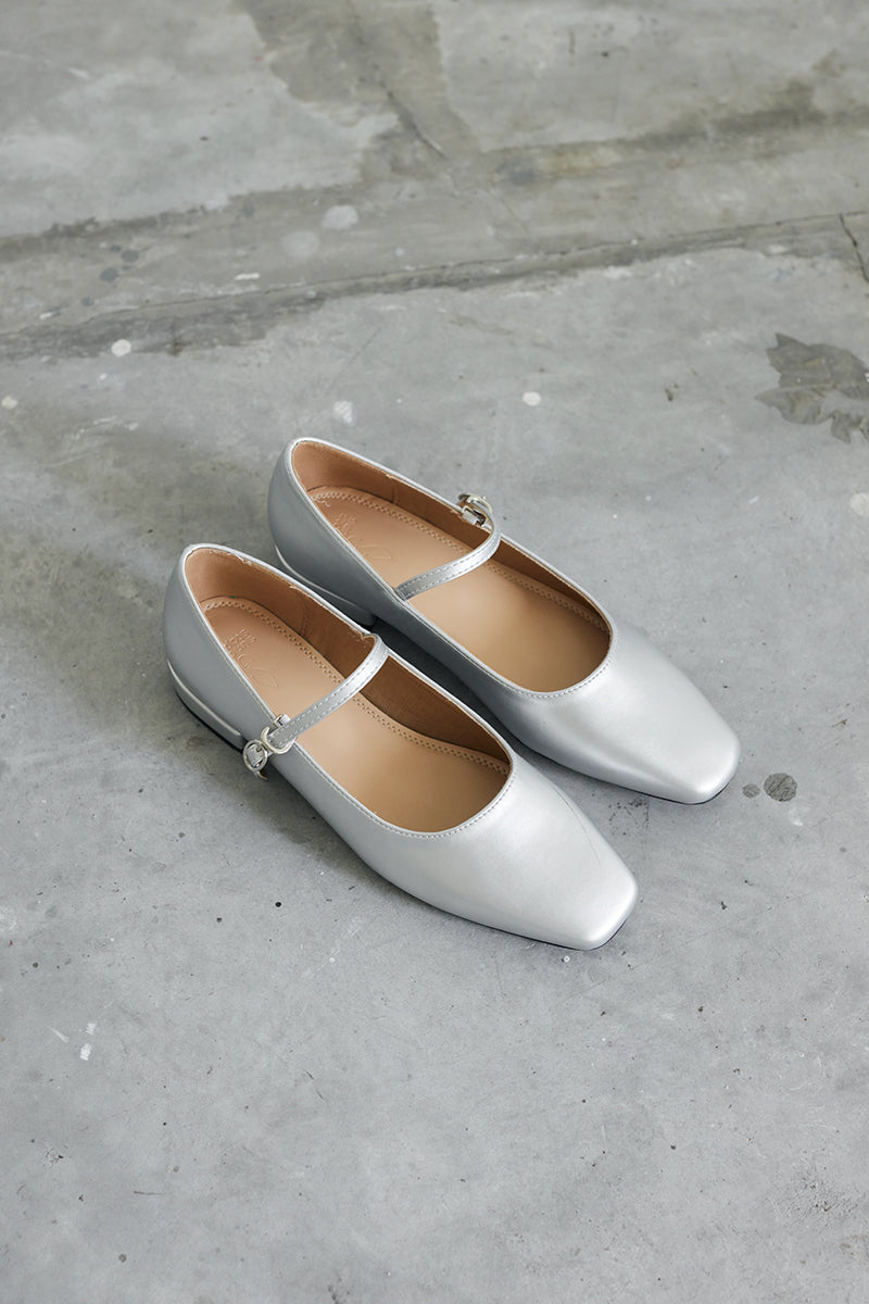 Emica Maryjane Flats in Silver