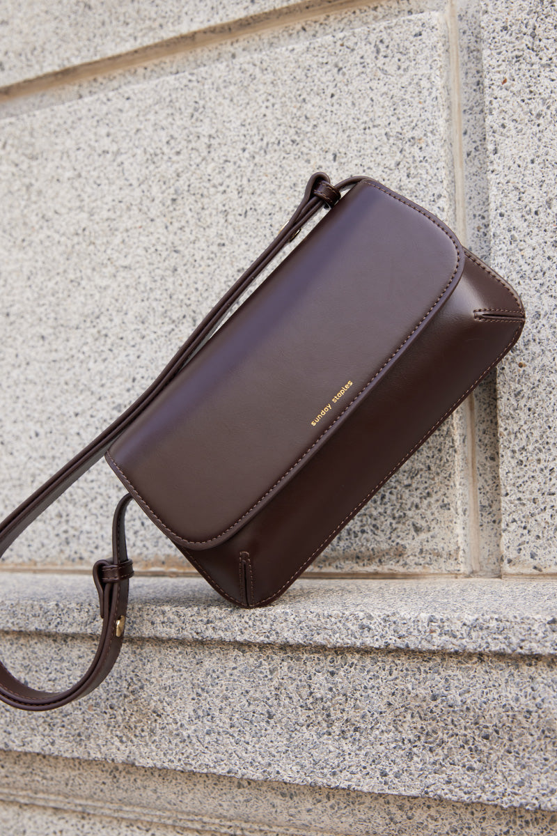 Gallery Box Bag in Mahogany