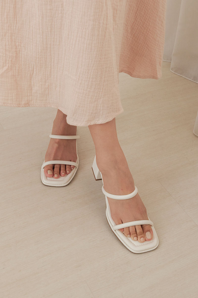 Guilia Puffy Strappy Block Heels in Cream Pebbled