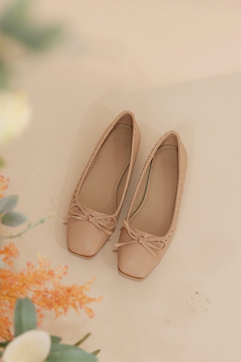 Harper Whipstitch Ballet Flats in Nude