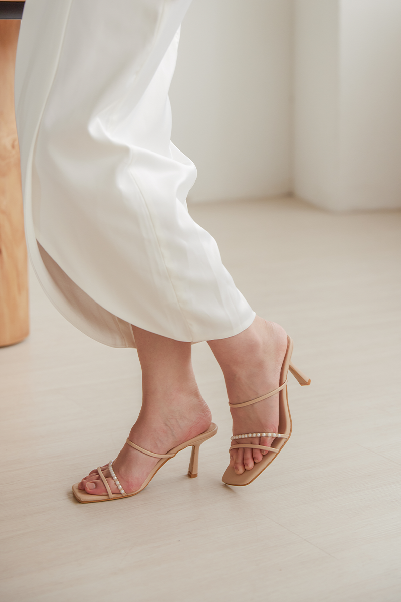 Henesey Pearl Strappy Heels in Nude