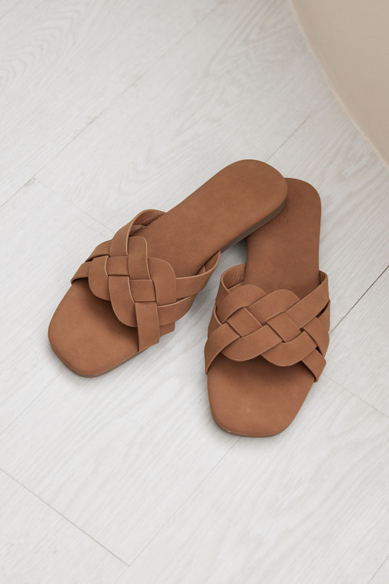 Hyacinth Interlocking Cloud Sliders in Brown Waterproof Suede