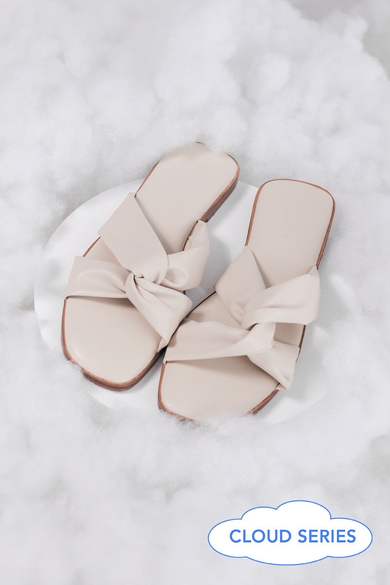 Jessa Cloud Sliders in Pale Nude