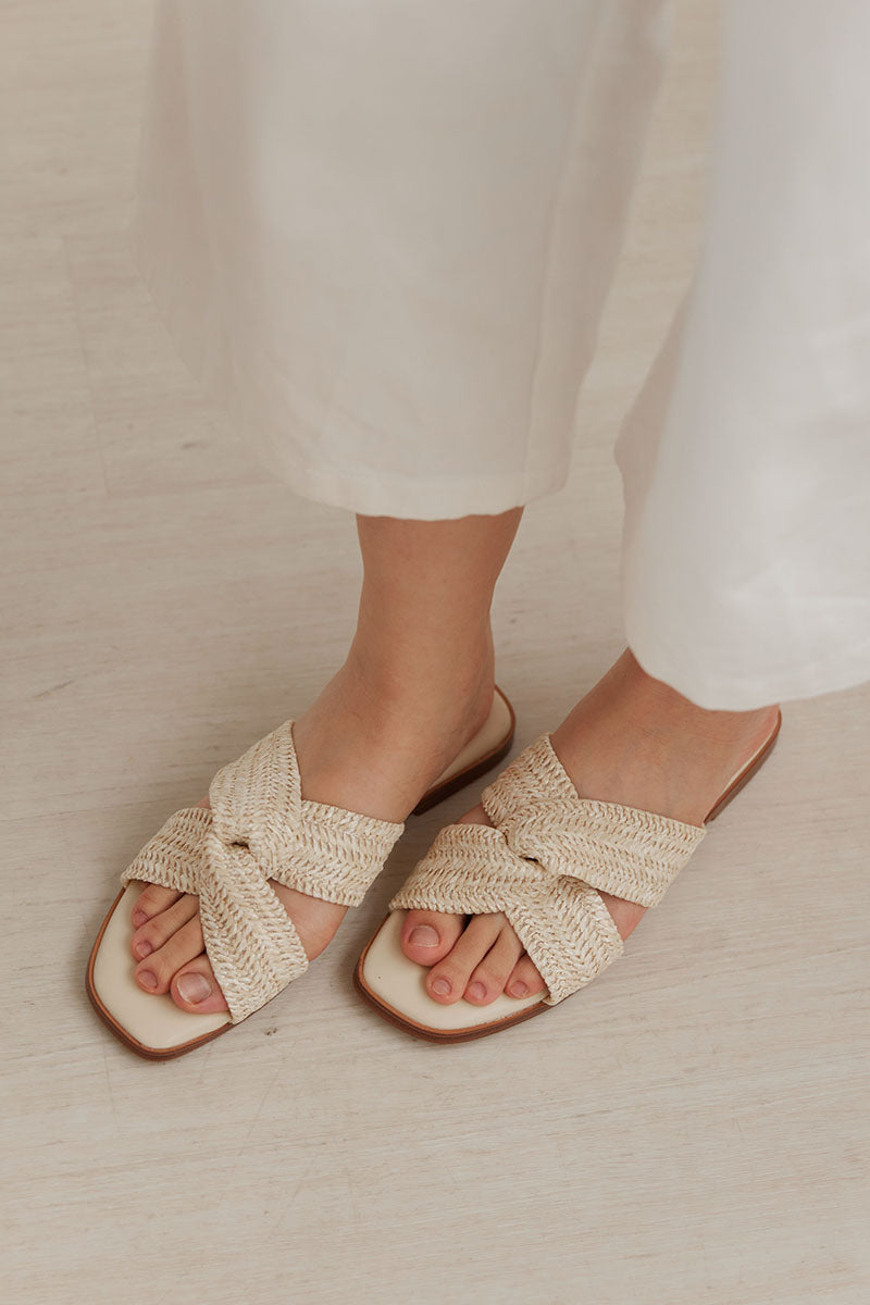 Jessie Cloud Sliders in Cream Rattan