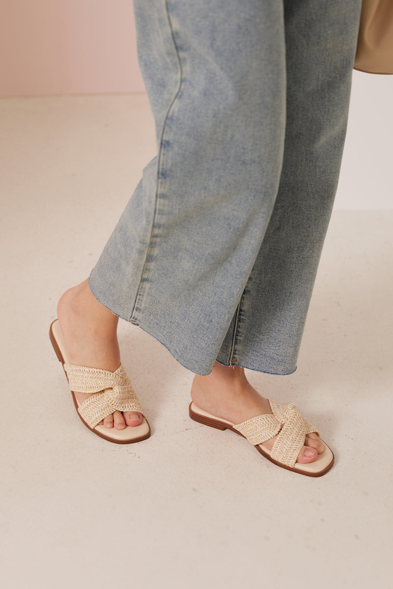 Jessie Rattan Sliders in Cream