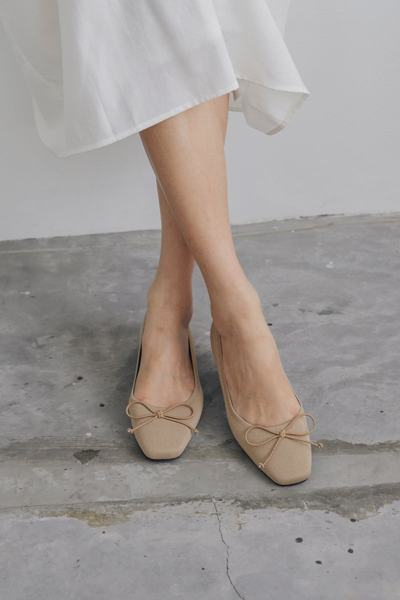 Juliet Flyknit Ballet Flats in Cream