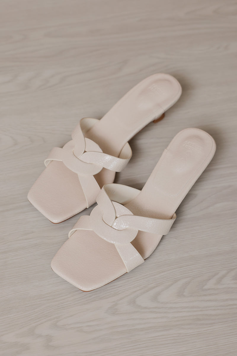 Kaia Interlocking Kitten Heels Cream Crinkled