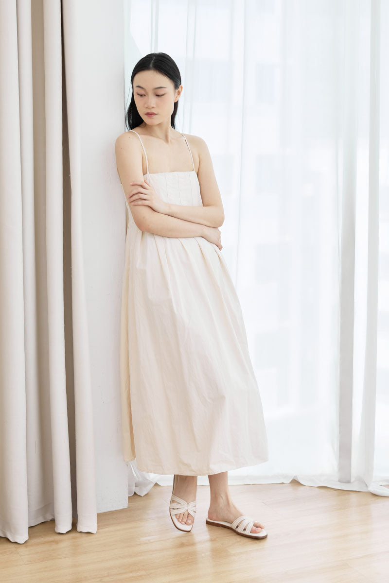 Leone Interlocking Cloud Sliders in Waterproof Linen