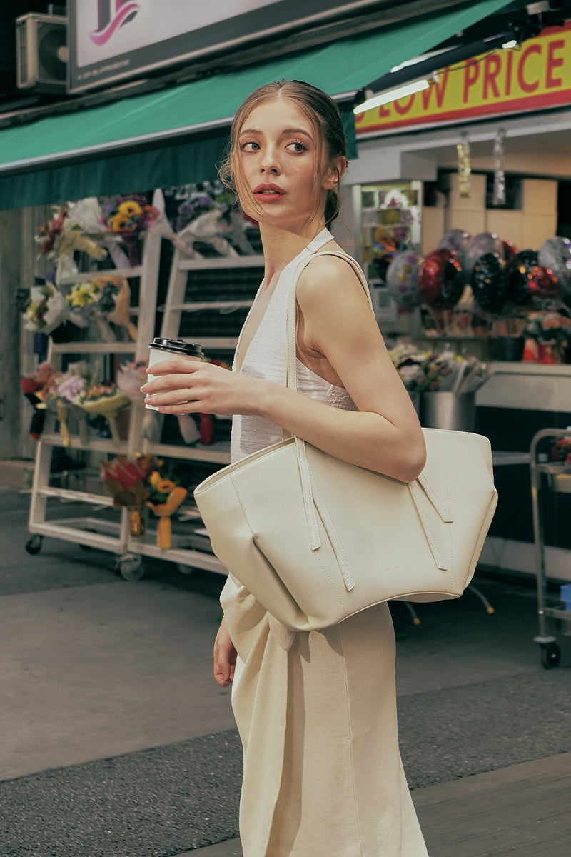 London Tote Bag in Cream