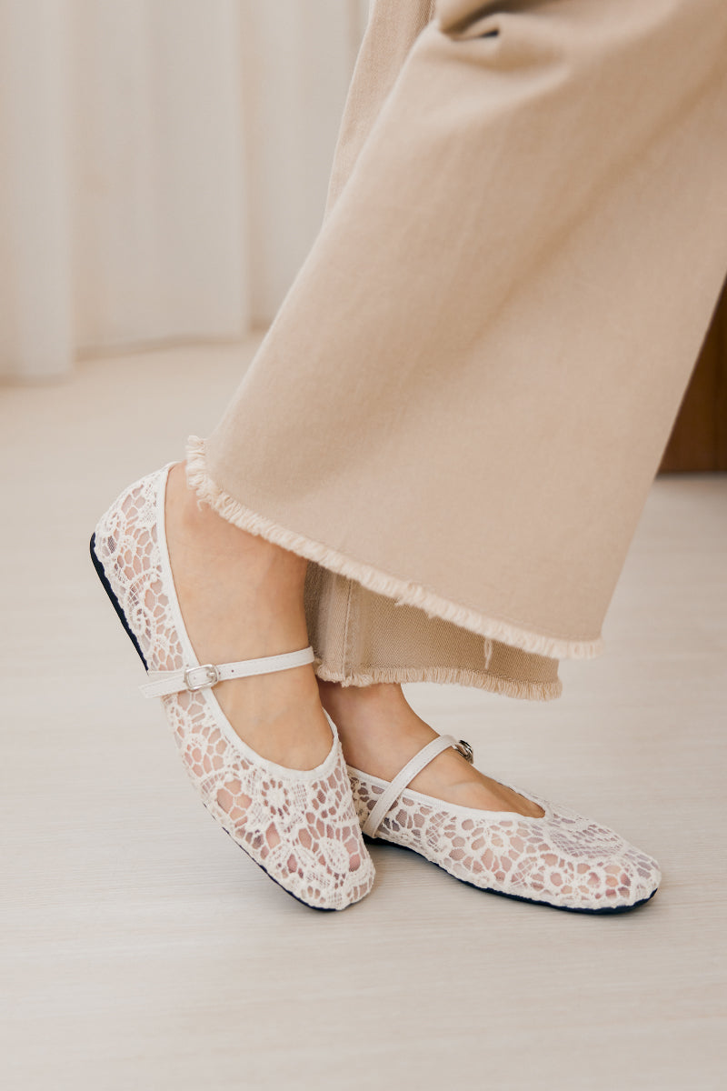 Lorelai Embroided Mesh Maryjane Flats in Cream