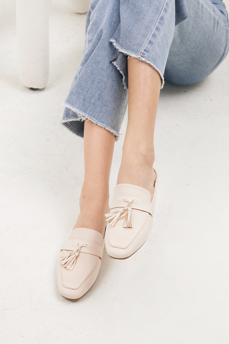 Lotus Tassle Mules in Cream