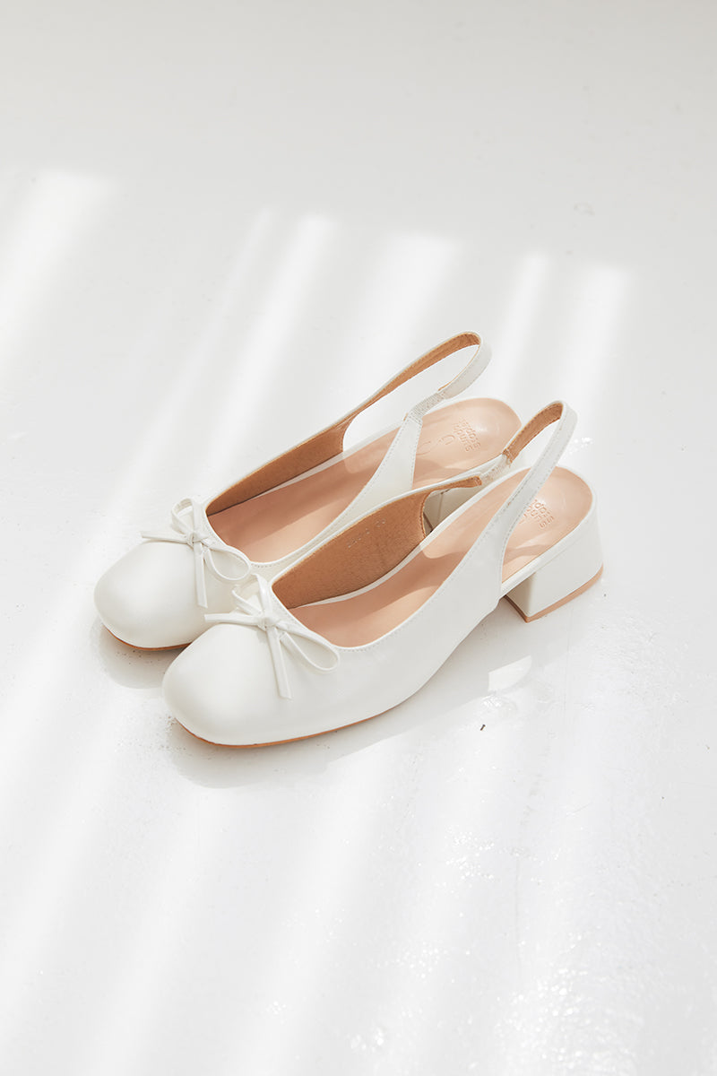 Lumi Ballet Slingback Heels in Cream