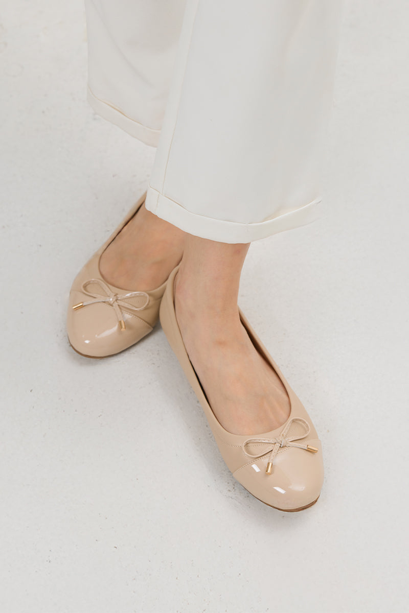 Megumi Ballet Cloud Flats in Nude