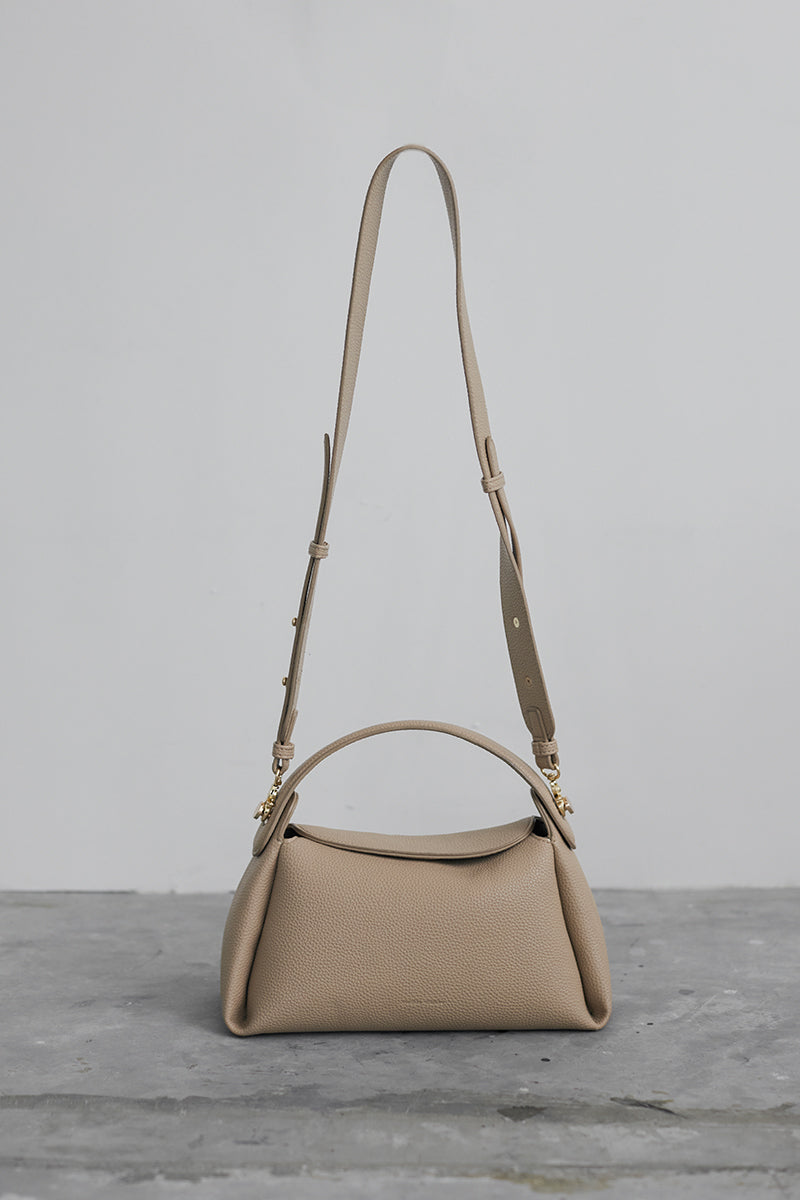 Milan 28 Top-handle Bag in Nude