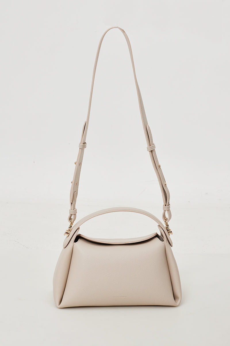 Milan 28 Top-handle Bag in Bone