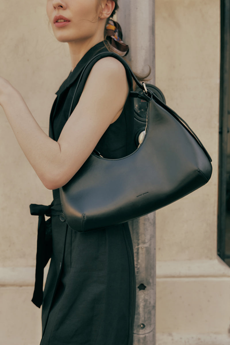 New York Hobo Bag in black