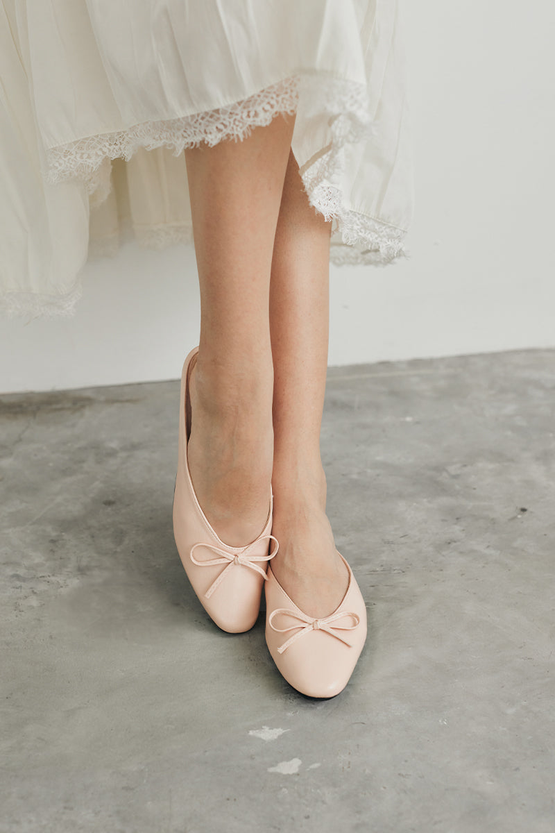 Nyssa Ballet Mules in Baby Pink