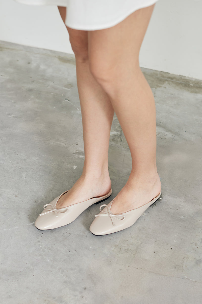 Nyssa Ballet Mules in Pale Taupe