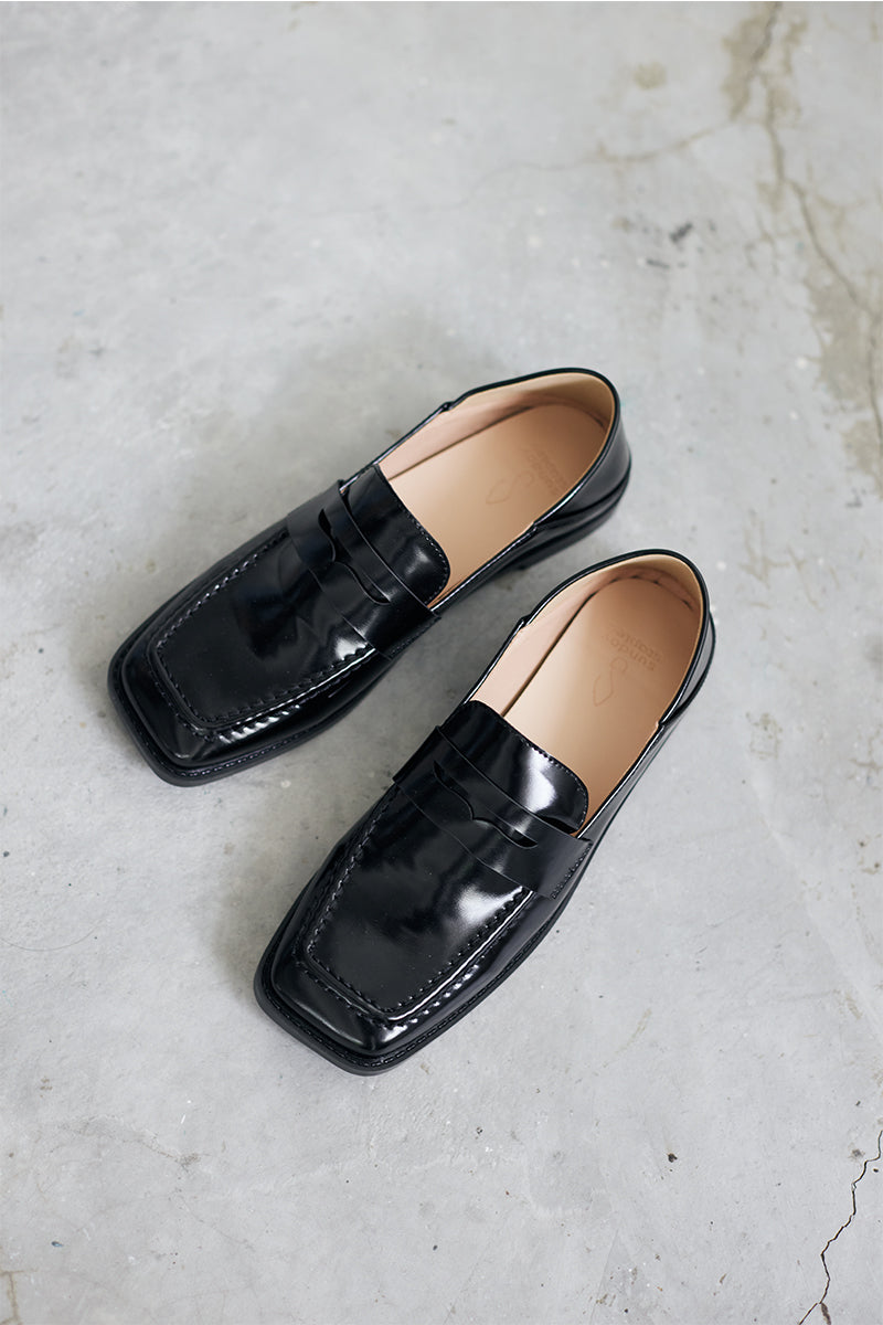 Perth Penny Loafers in Glazed Black