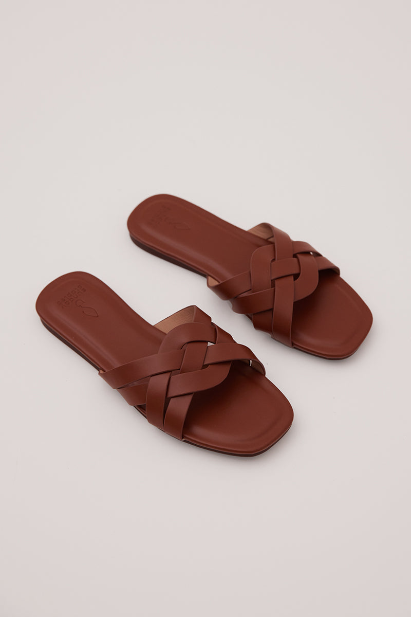 Primo Interlocking Sliders in Cognac