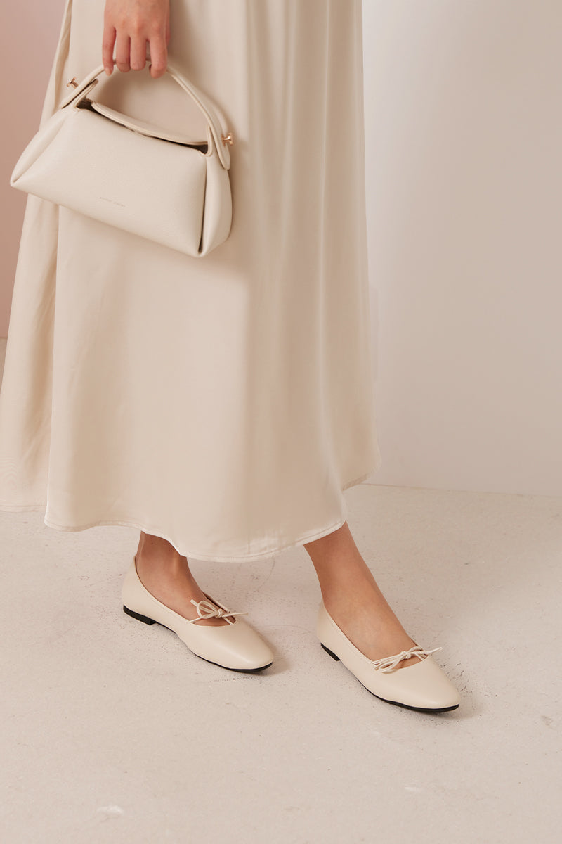 Quilla Knotted Maryjane Flats in Ivory