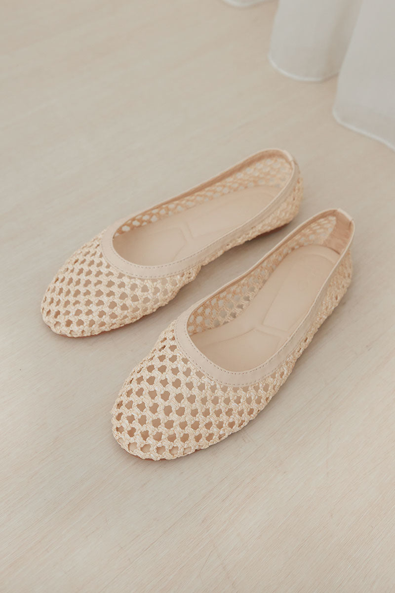 Rinko Woven Flats in Cream