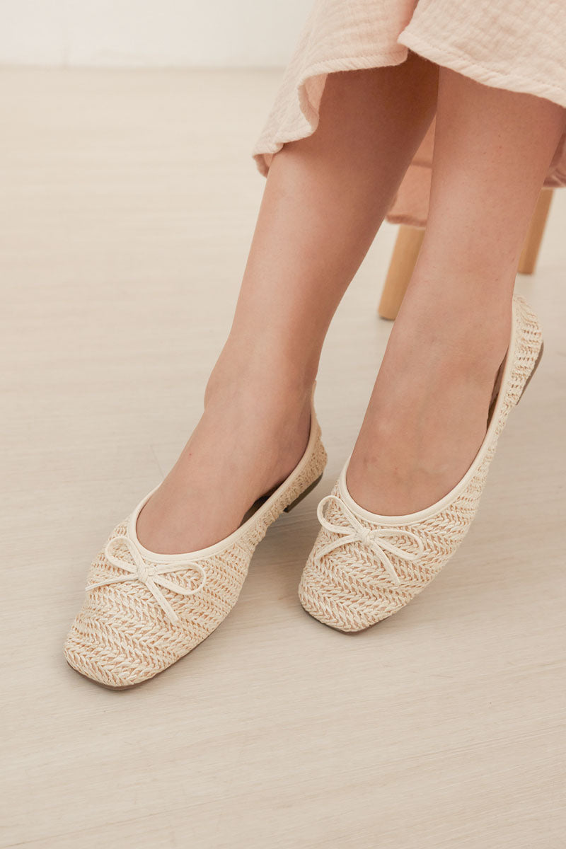 Robyn Weaved Flats in Cream