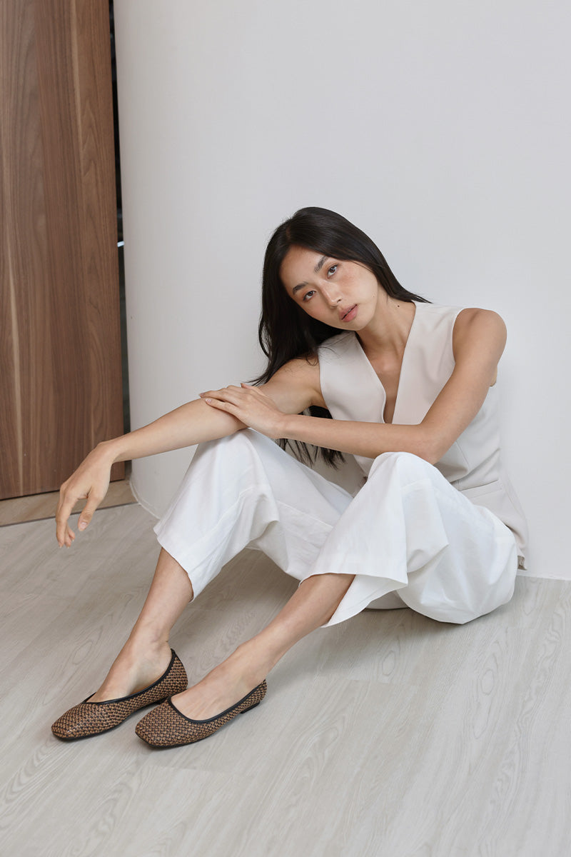 Sevi Rattan Flats in Black