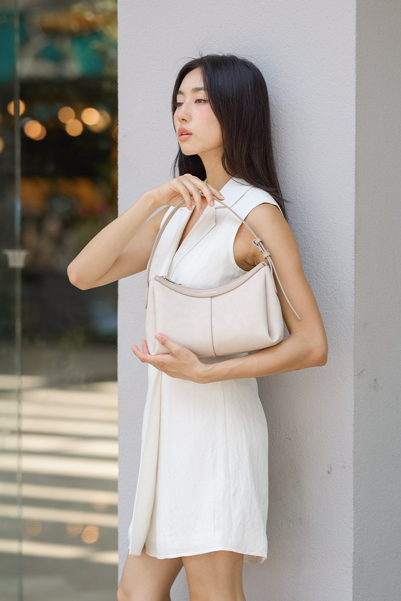 Sienna Shoulder Bag in Stone