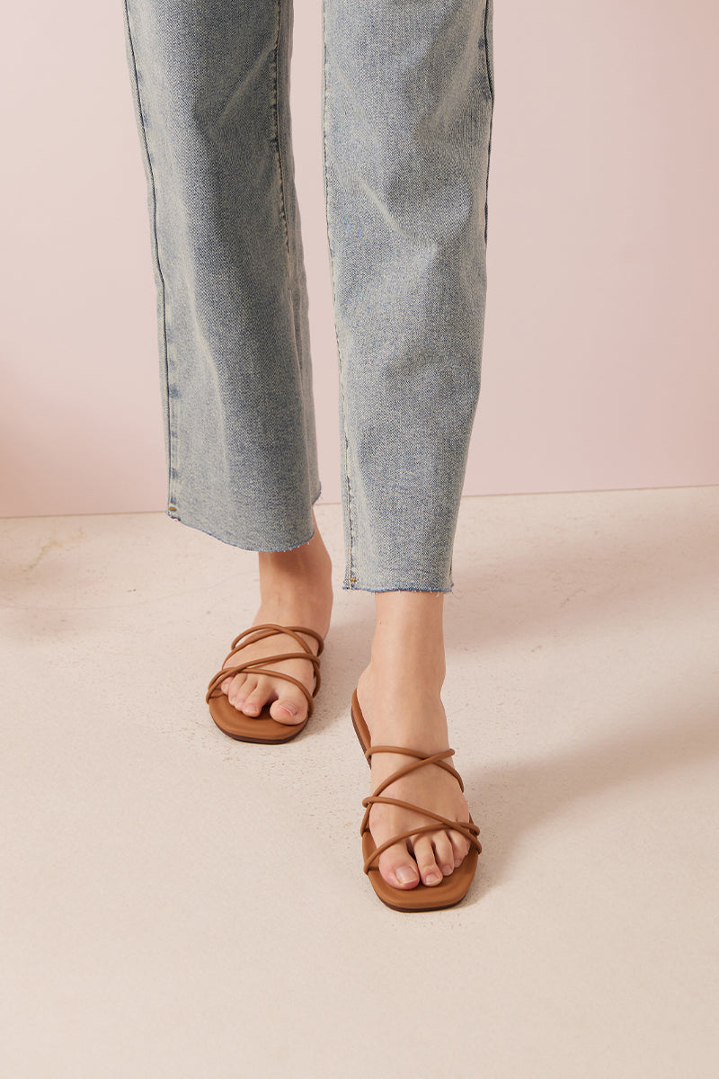 Simba Criss-cross Strappy Sliders in Camel