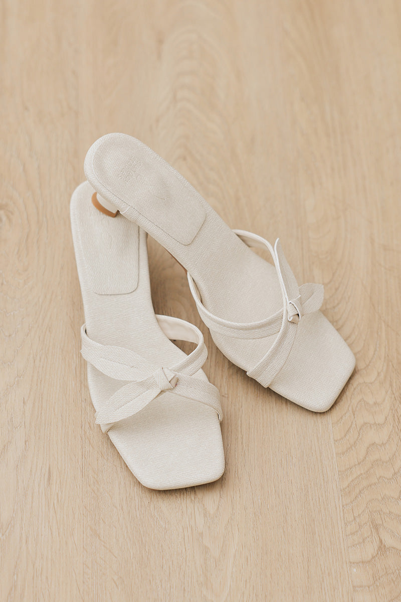 Soleia Flower Knot Kitten Heels in Waterproof Linen