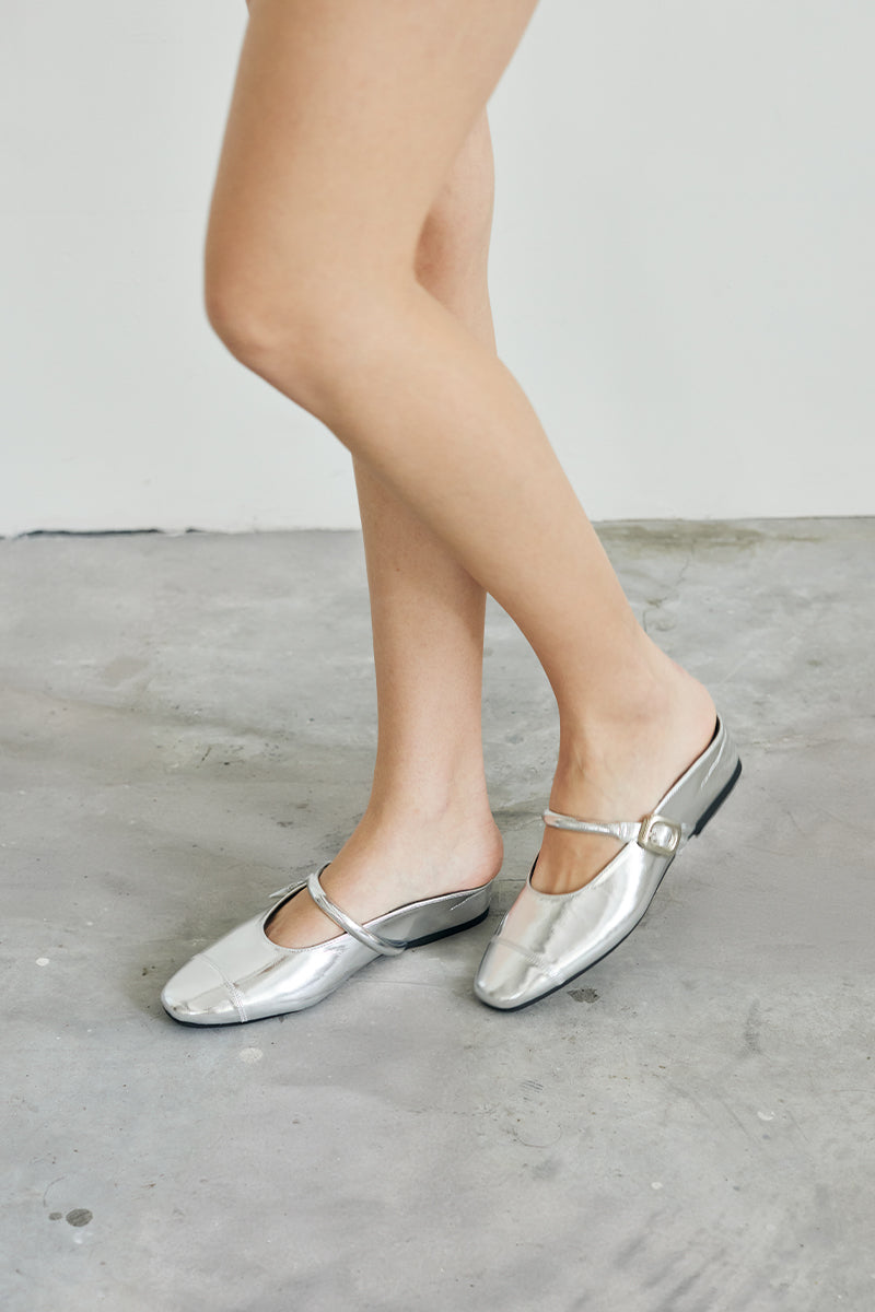 Sujin Buckle Mules in Silver