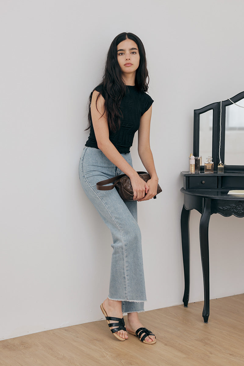Velia Interlocking Sliders in Black