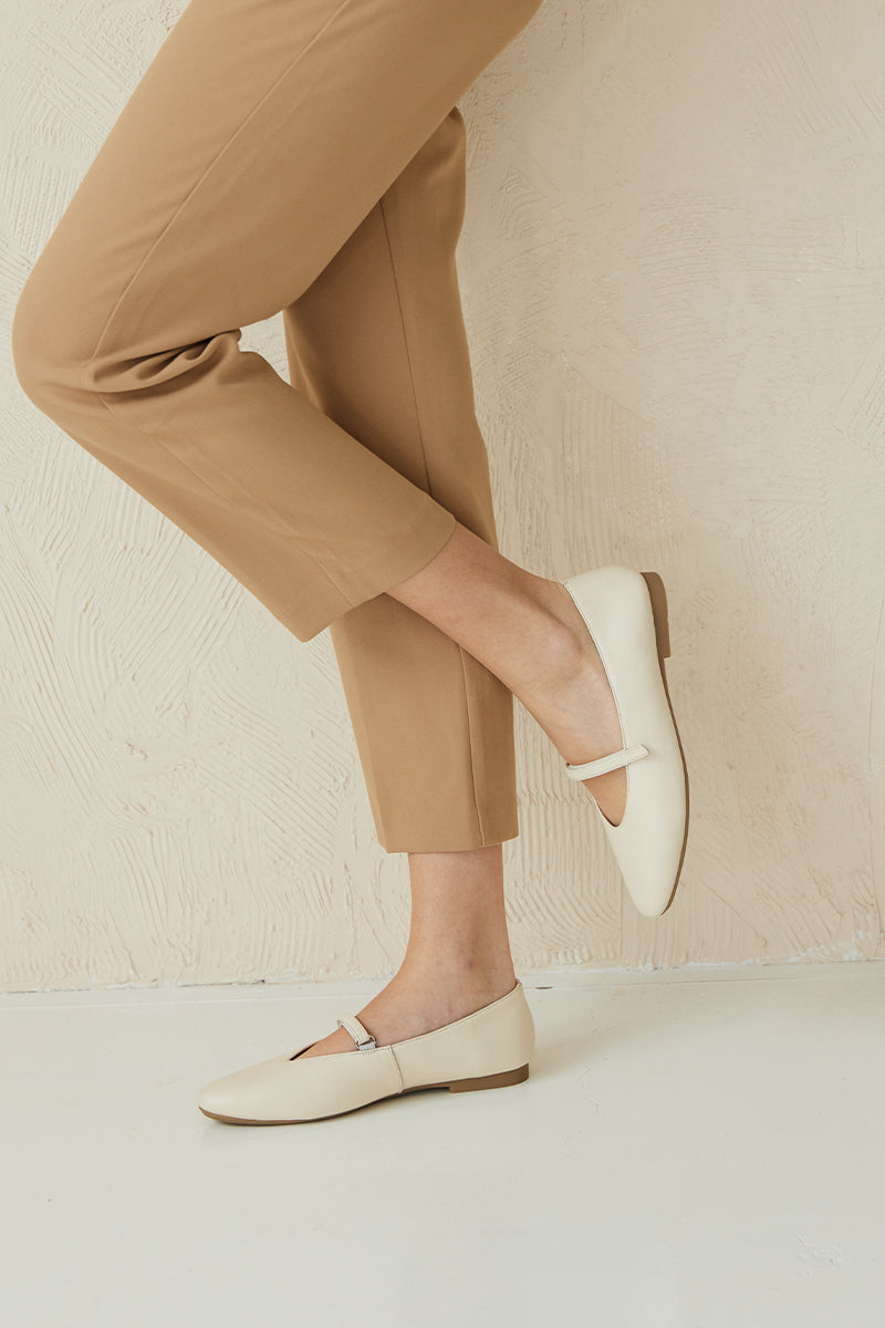 Allegro Calf Leather Maryjane Flats in Cream