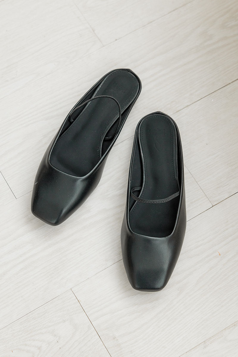 Greyer Slip-on Mule in Black