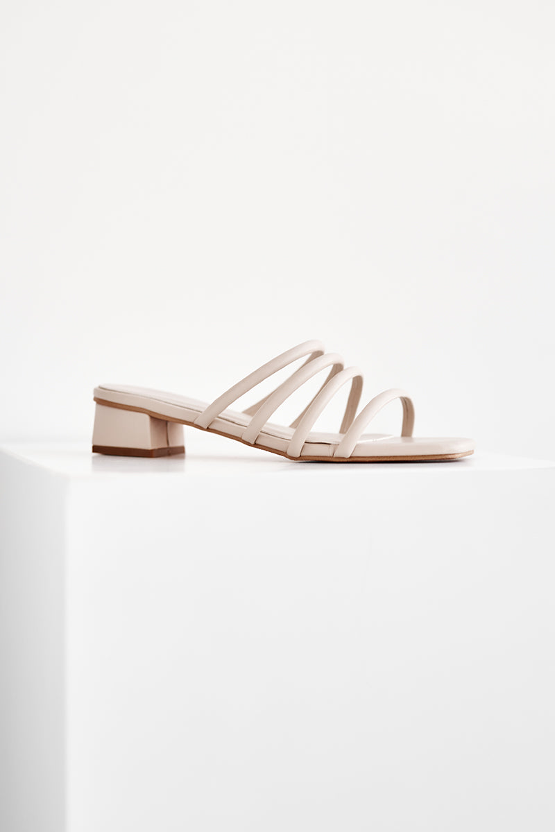 Zara Sliders in Cream