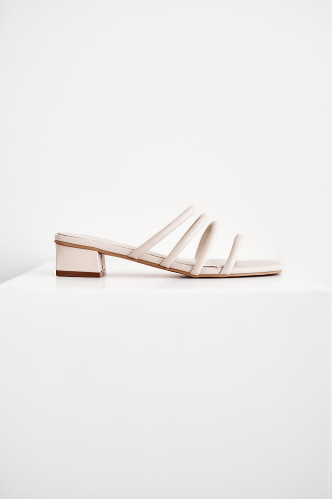 
                  
                    Zara Sliders in Cream
                  
                